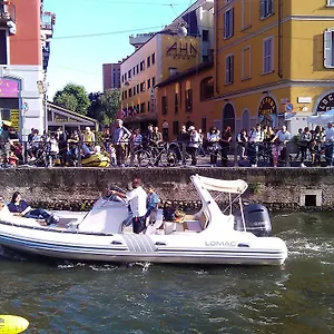 Art Navigli 4*, Milano İtalya