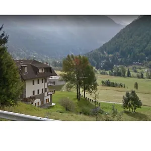 https://grande-casa-di-famiglia.it-lombardy.com